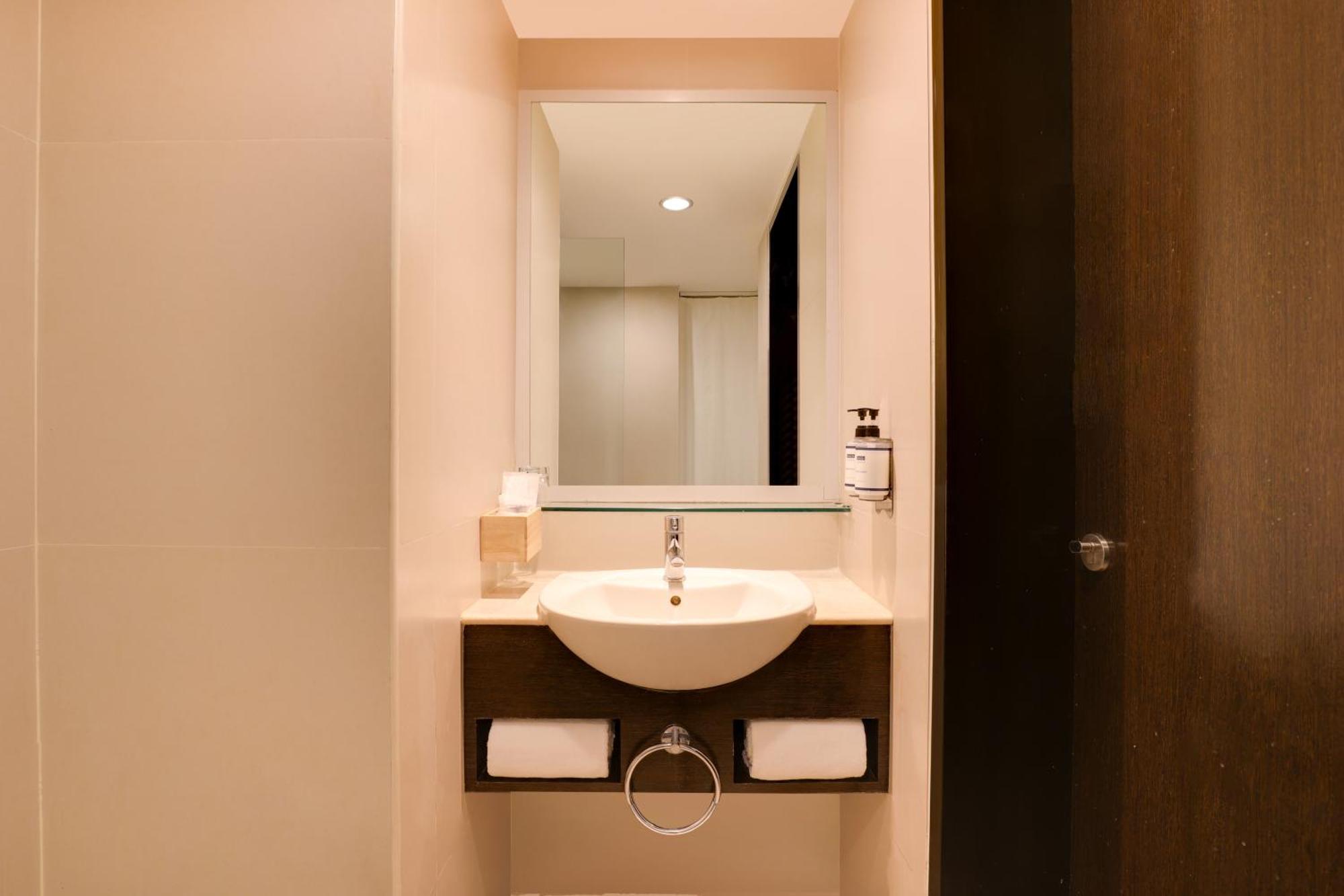 Keys Select By Lemon Tree Hotels, Hosur Road, Bengaluru Ngoại thất bức ảnh