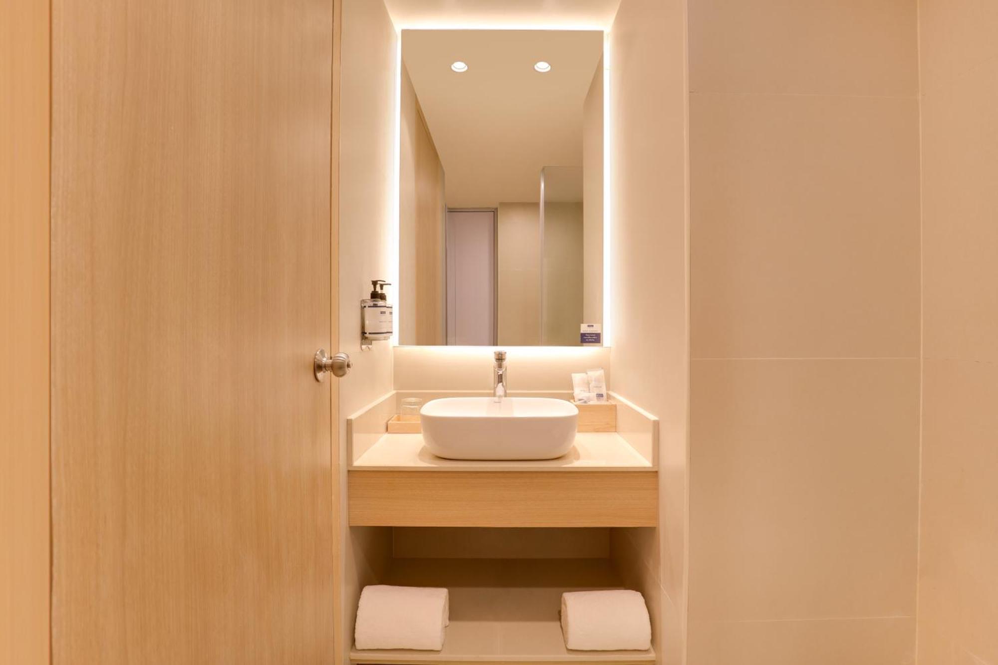 Keys Select By Lemon Tree Hotels, Hosur Road, Bengaluru Ngoại thất bức ảnh