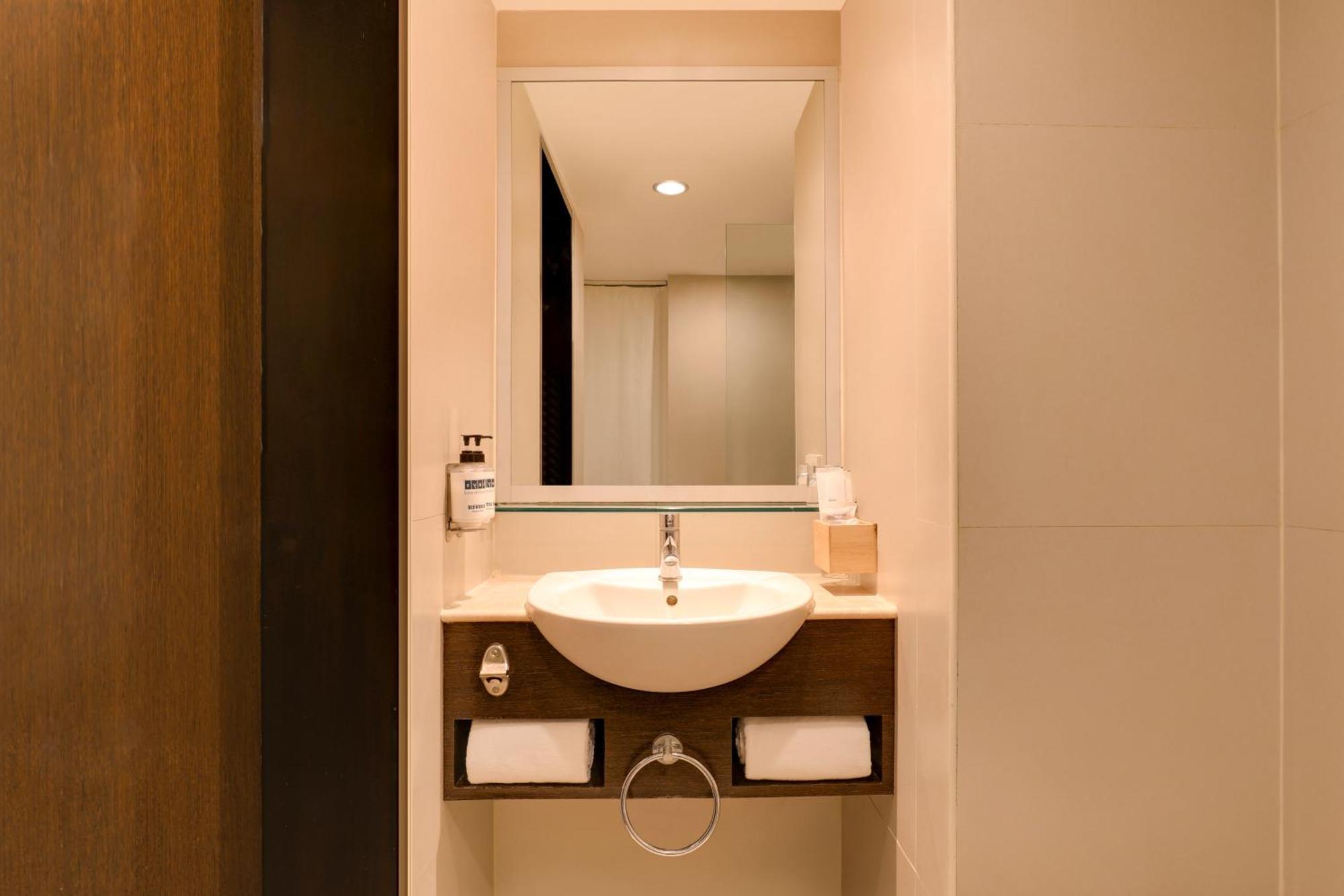 Keys Select By Lemon Tree Hotels, Hosur Road, Bengaluru Ngoại thất bức ảnh