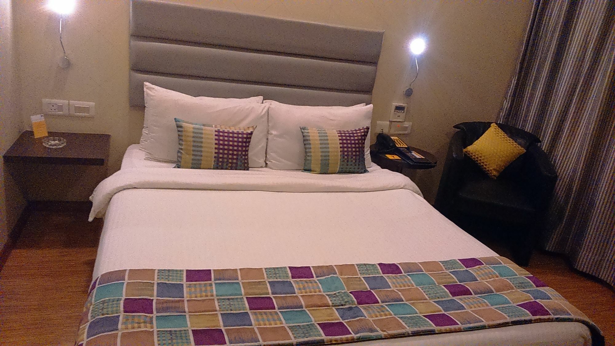 Keys Select By Lemon Tree Hotels, Hosur Road, Bengaluru Ngoại thất bức ảnh